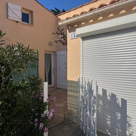 Vila 6 Pers Climatisee - Acces Direct - Piscine - Fr-1-796-106 Gruissan