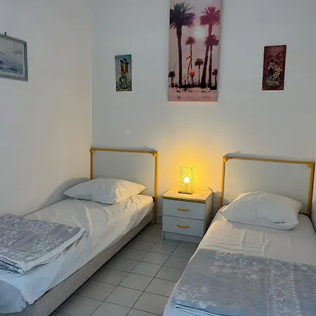 6 Pers Climatisée - Accès Direct - Piscine - Fr-1-796-106 Gruissan